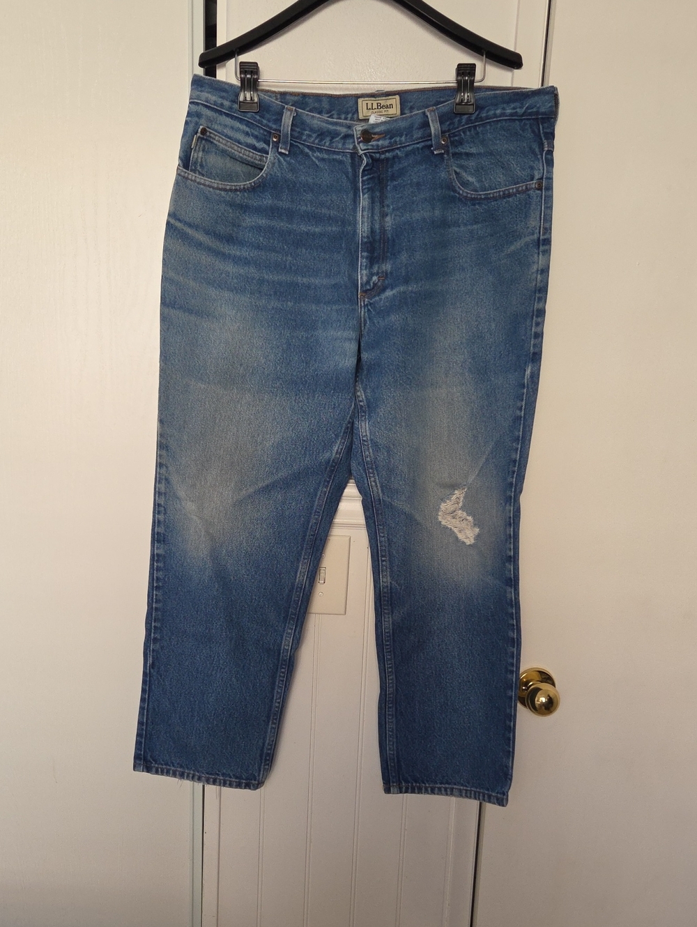 L.L. Bean Men’s Medium Blue Relaxed Fit Distressed Jeans